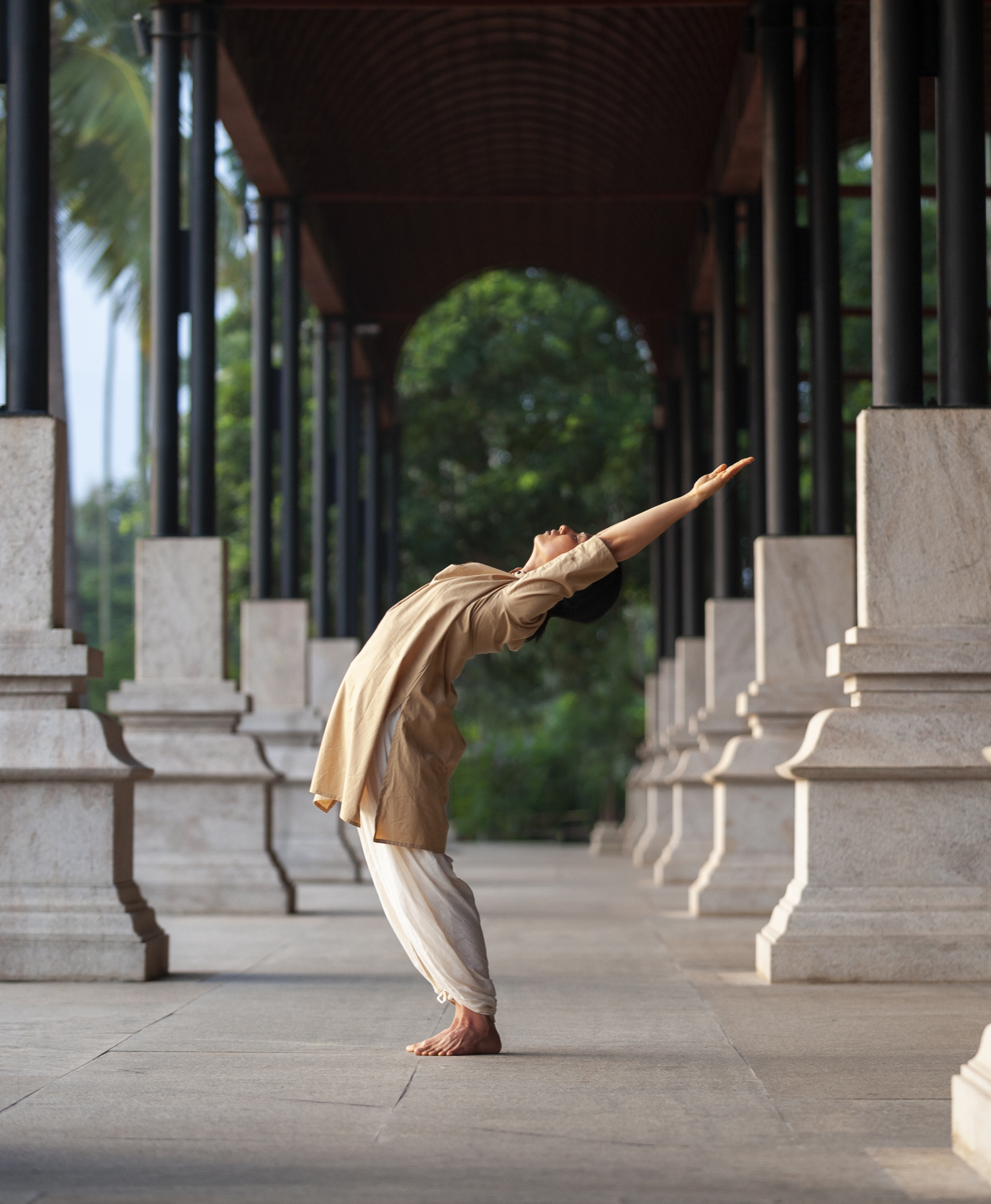 Hatha Yoga - Isha Yoga - Sadhguru | PDF | Yoga | Asana